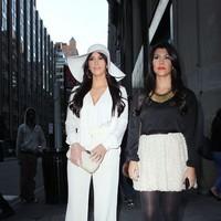 Kim Kardashian and Kourtney Kardashian walking in Manhattan - Photos | Picture 96859